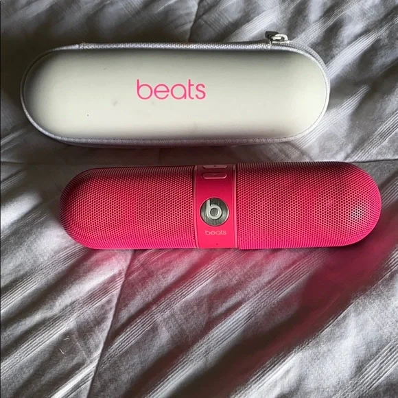 Beats by Dre. Pill speaker - Picture 1 of 6
